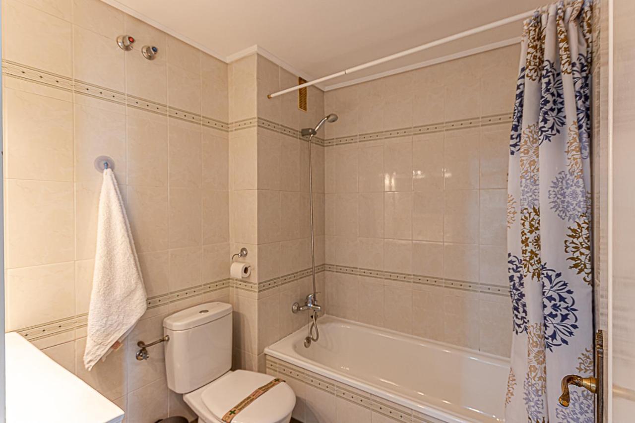 797 - Amplio Piso 4 En El Centro De Arroyo De La Miel Appartement